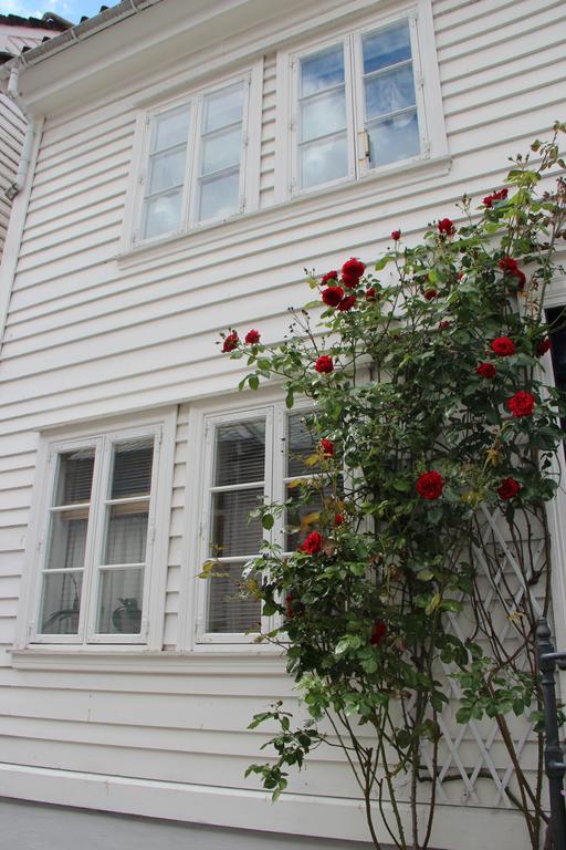 Skuteviken Apartments Anno 1790 Μπέργκεν Εξωτερικό φωτογραφία